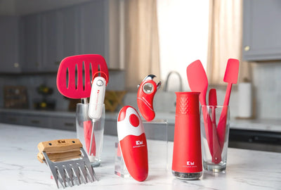 The Best Kitchen Gifts for Moms Who Love to Cook